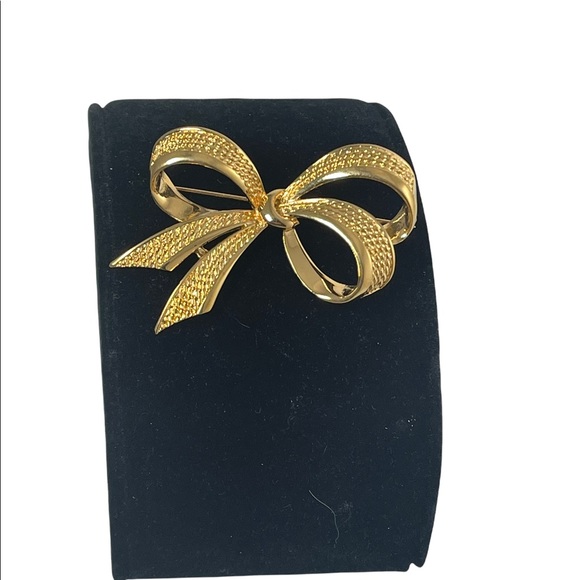 Vintage gold NINA RICCI bow brooch large - Picture 4 of 7